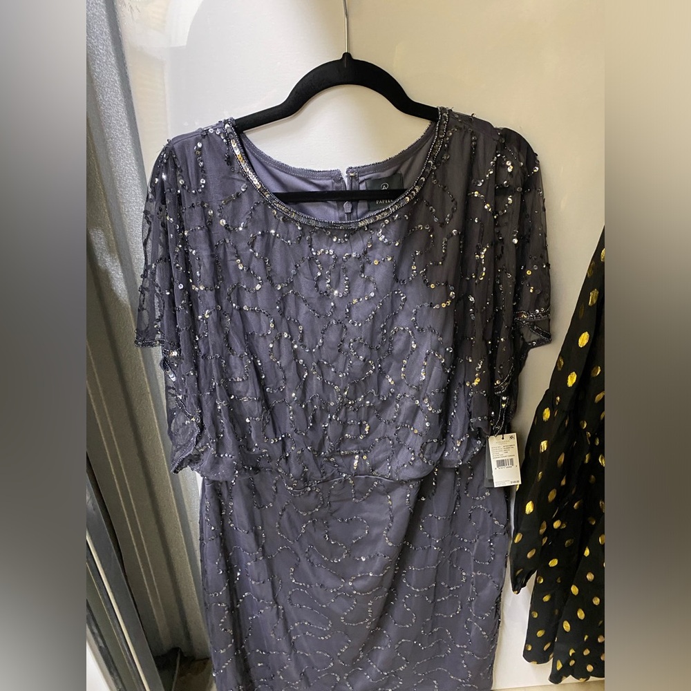Adrianna papell short dress